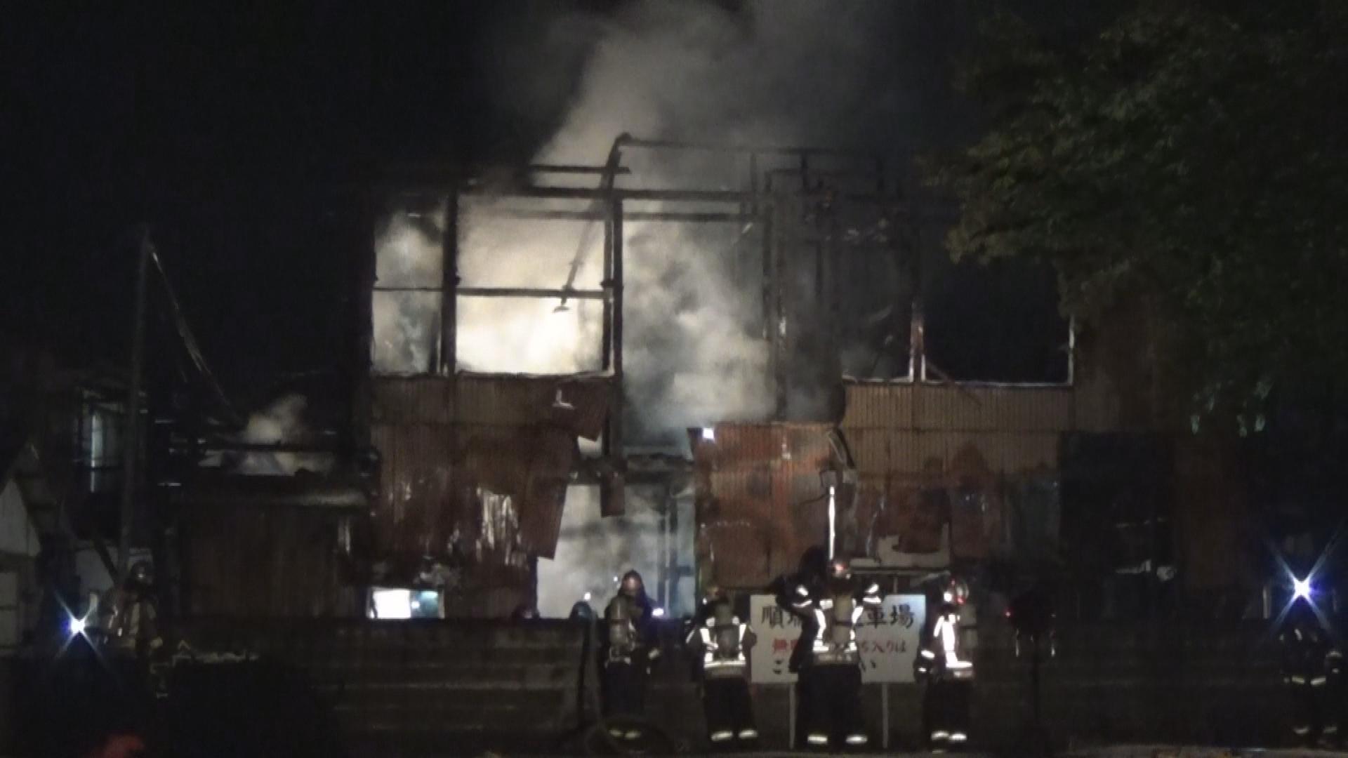 新潟市東区紫竹で住宅が全焼　焼け跡から1人の遺体　住民男性か【新潟】